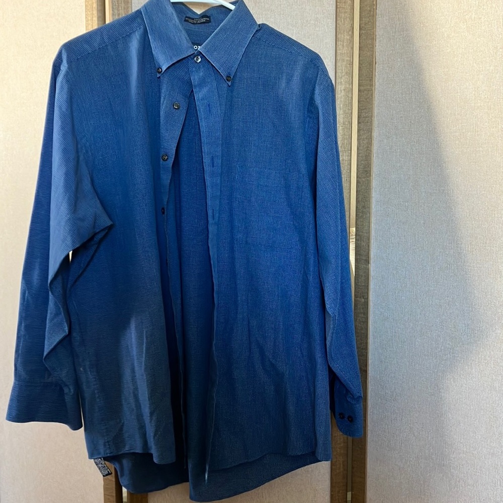 FINAL MARKDOWN Izod blue and White Checkered Shirt 16 1/2 32/33